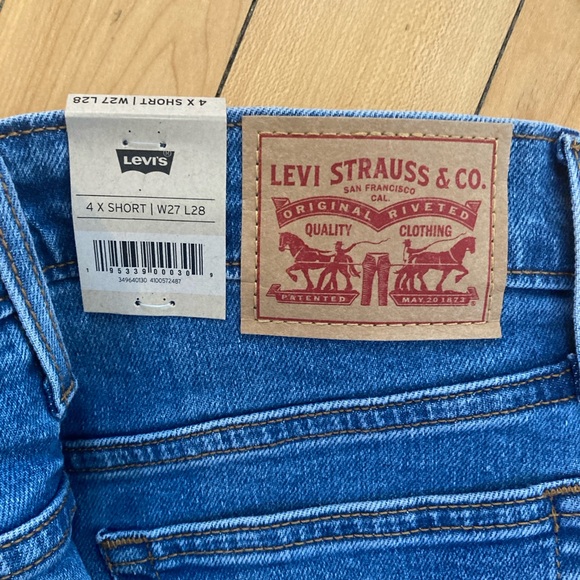 Levi’s Wedgie Straight jeans 4 Short W27 L28 - Picture 6 of 7